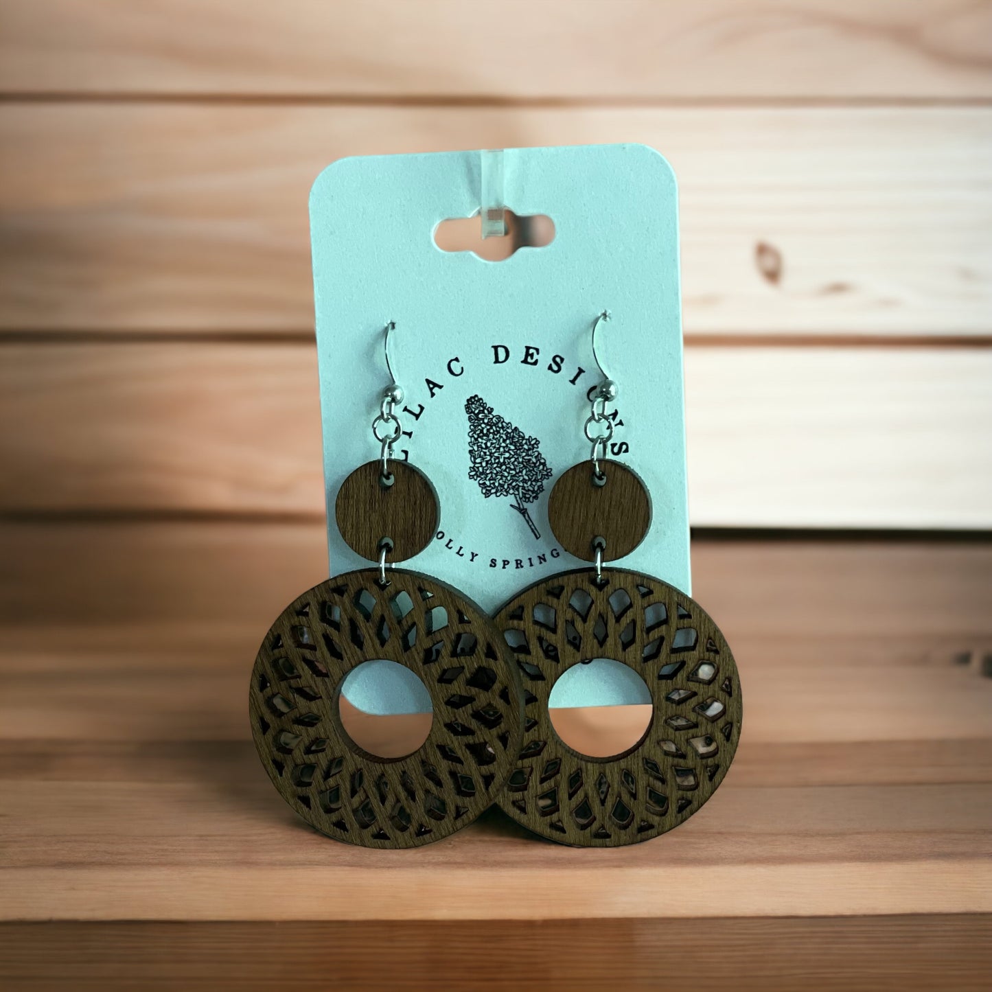 Cutout Round Earrings