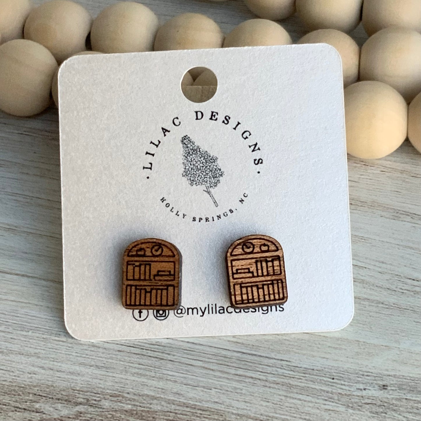 Bookshelf Post Earring