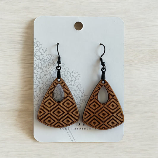 Geometric Engraved Drops